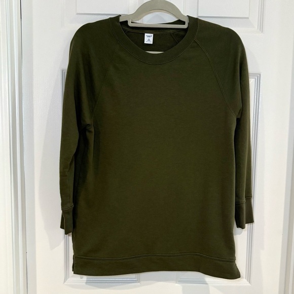 Old Navy and Athletic Women Long Sleeve Shirt & Hoodie Sweatshirt Bundle XS - Picture 4 of 17
